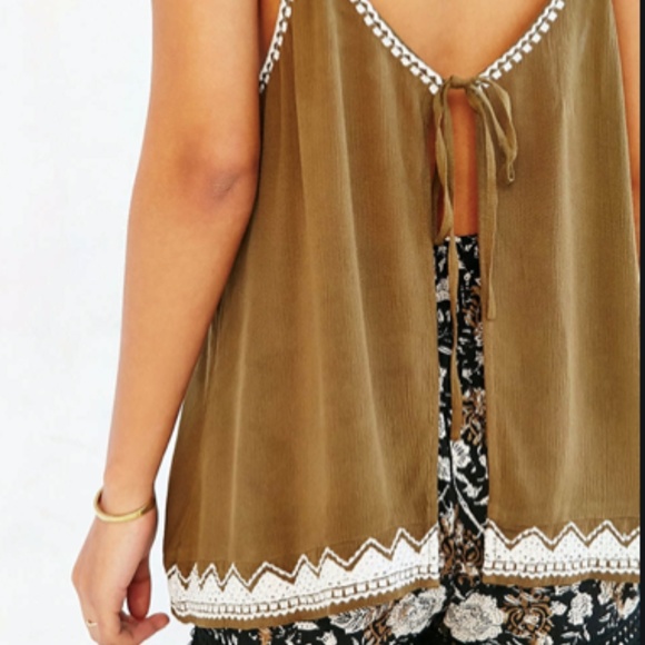 UO Ecote Bali Embroidered Tank Green Size S - Picture 3 of 8
